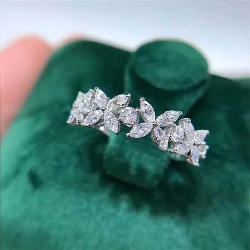 3118 CC White Gold Plated Rings For Women Girl Flower Design Wedding Engagement Fine Accessories Fashion Jewelry y250730