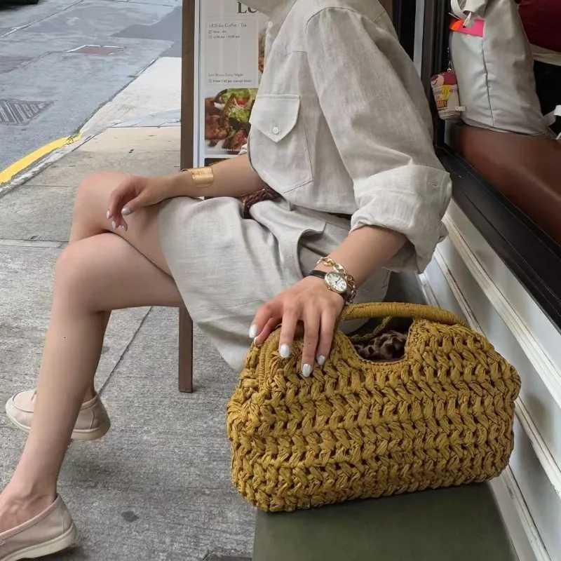 Summer Straw Bag Women Woven Clutch Purse Bag Rattan Handmade Handle Boho Ladies Travel Beach Versatile Kintted Tote Bag Y250730