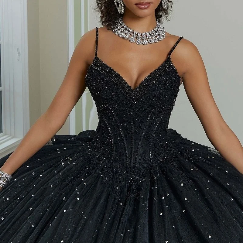 Black Shiny Quinceanera Dresses Ball Gown Spaghetti Strap Sequined Beading Crystal Appliques Lace Tull Vestidos De 15 Anos Sweet 16 Dress
