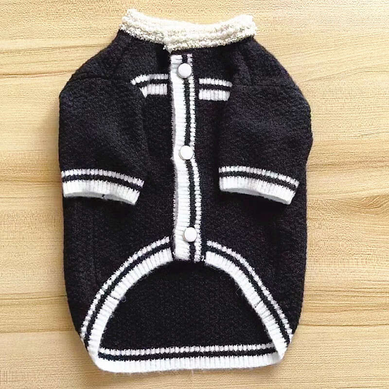 Dogs Apparel Designer dog clothes Autumn Winter Pet Sweater Pearl Style Knitted Warm Fashion Dog Cat wear Small and medium sized Pets Clothing