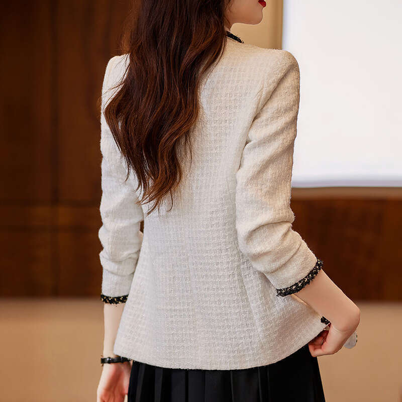 Autumn Winter Short Petite Women's Suit Stylish Fashion OL High Waist Slimming Little Chanel Jacket 2023 Professional New Style