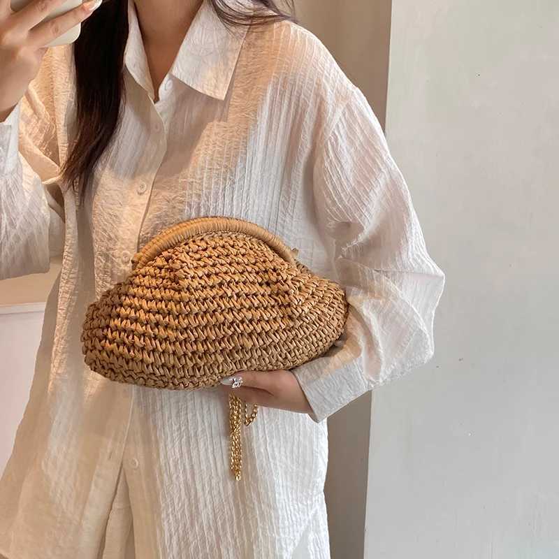 Women Straw Woven Bag Chain Strap Straw Clutch Purse Large Capacity Stylish Crossbody Bag Solid Color for Summer Beach Sac Y250730