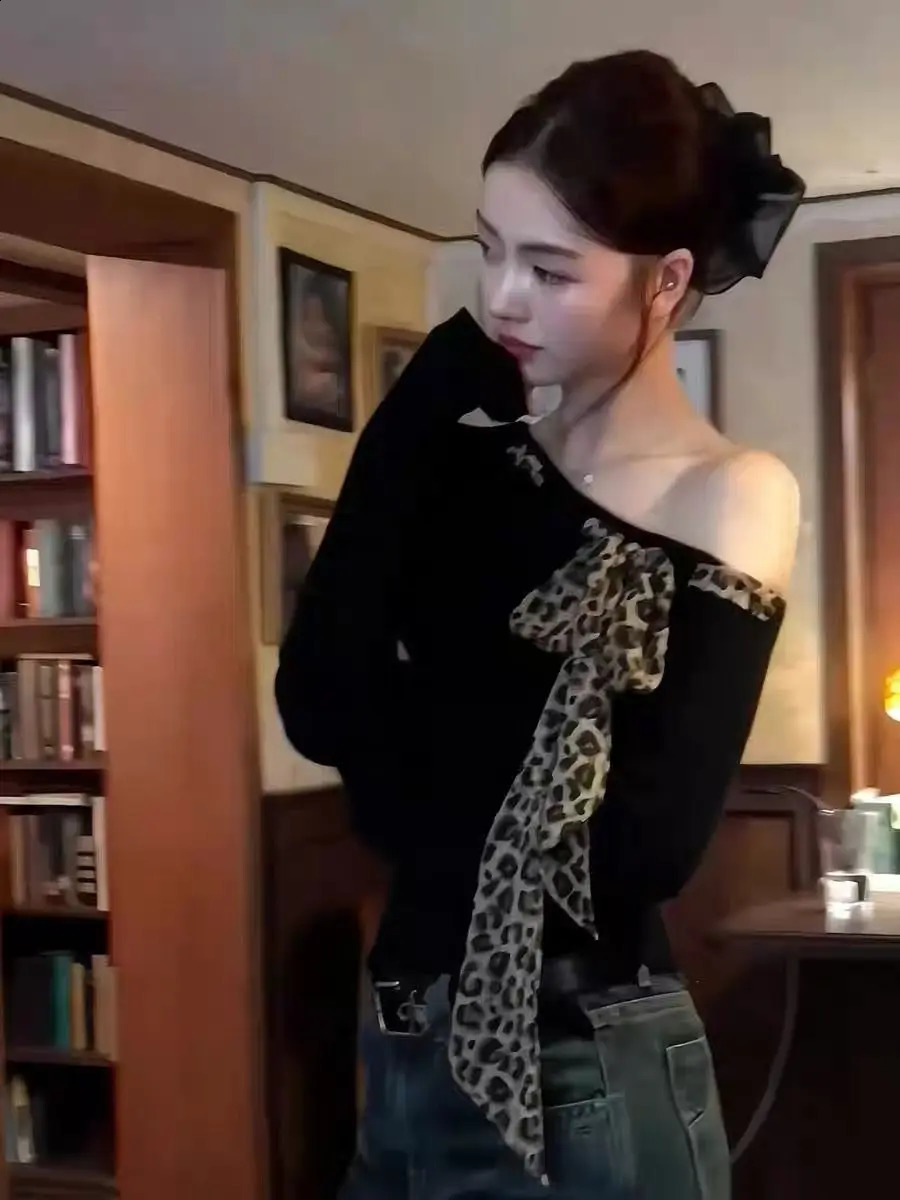 Off Shoulder Tops Y2K Bow Tied Long Sleeve Leopard T-Shirt Women Sexy Tight Basic Crop Top Lady Casual Black Tees Korean 250725