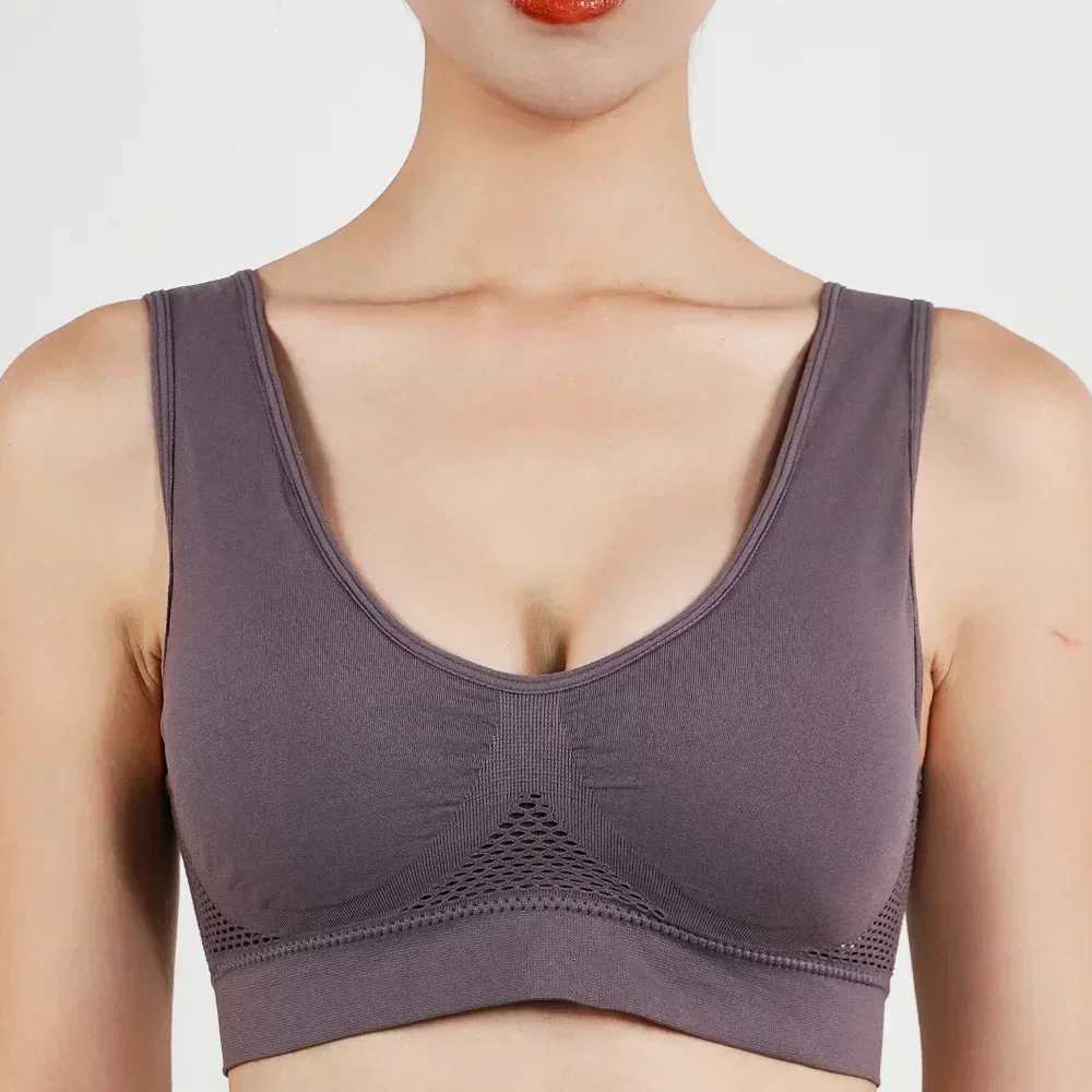 Womens ShoCKproof Sports Bra Tops Running Fitness Gym Mesh Hollow Removable Pad Underwear Wireless Bras Push Up Bralette Z250730