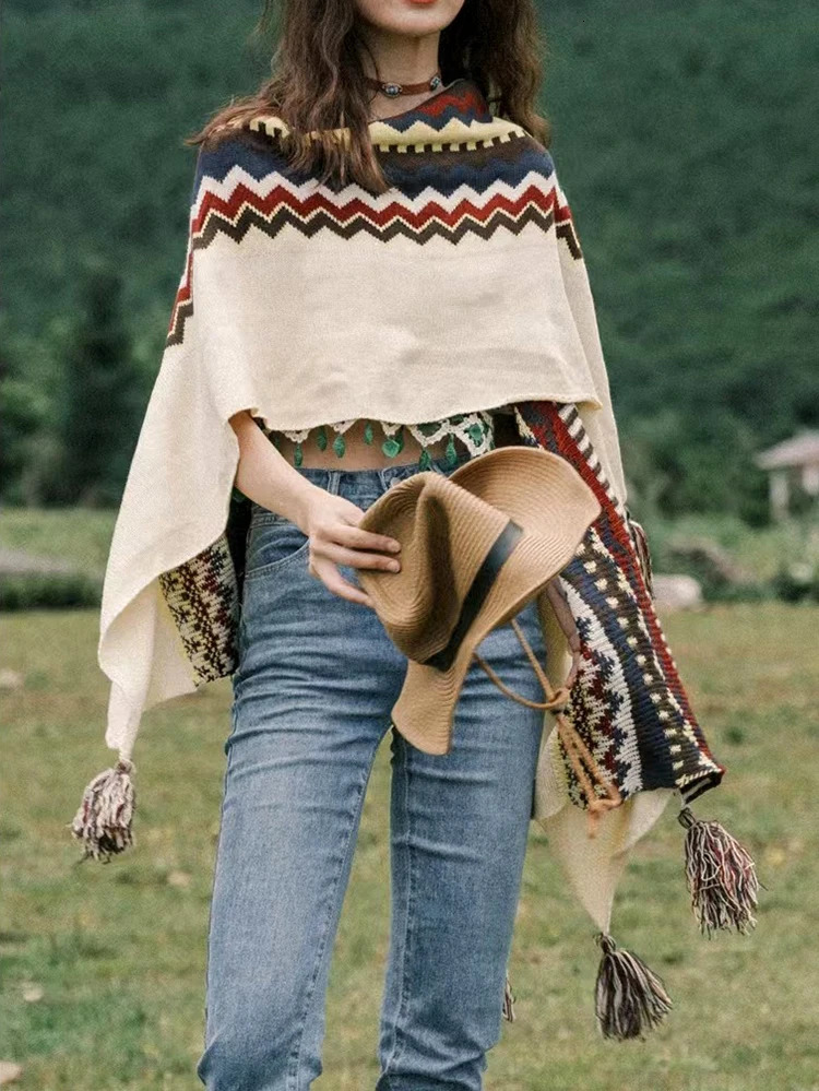 GypsyLady Boho Vintage Chic Knitted Cloaks Cape Autumn Winter Warm Stripped Poncho Capes Tassels Cloak Poncho Outwear 250729