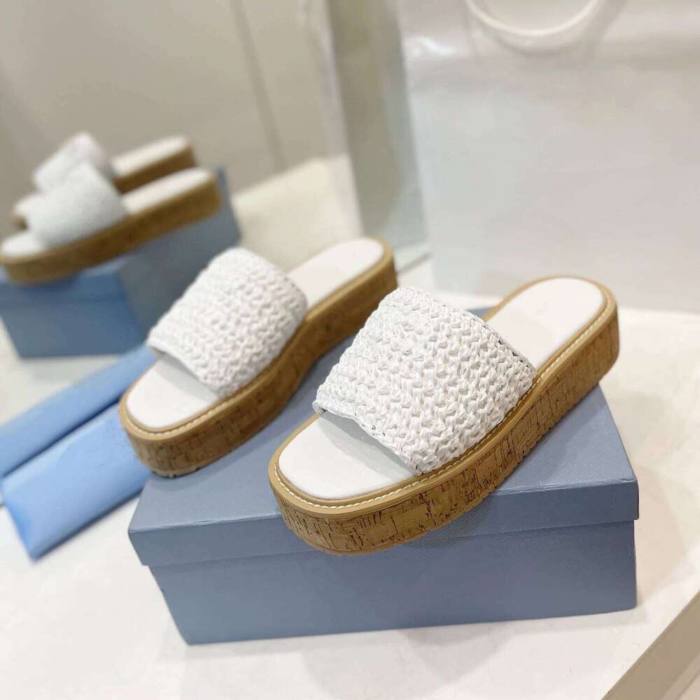 Women Size35-42 Weaving Slippers Flat Platform Summer Slides Leisure Solid Color Flats Designer Shoes Zapatillas De Mujer fbb
