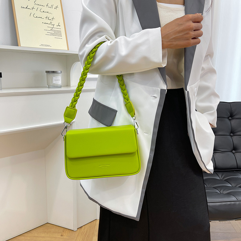 High-end Box for Women 2025 New Fashion Versatile Simple Solid Color Shoulder Crossbody Small Square Bag ddmymoon