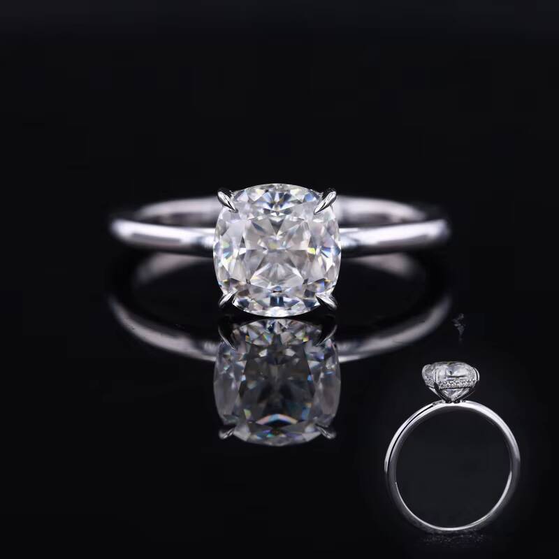 Starsgem Excellent Cut White Color Cushion Shape Brilliant Cut Moissanite Engagement Ring for Gift