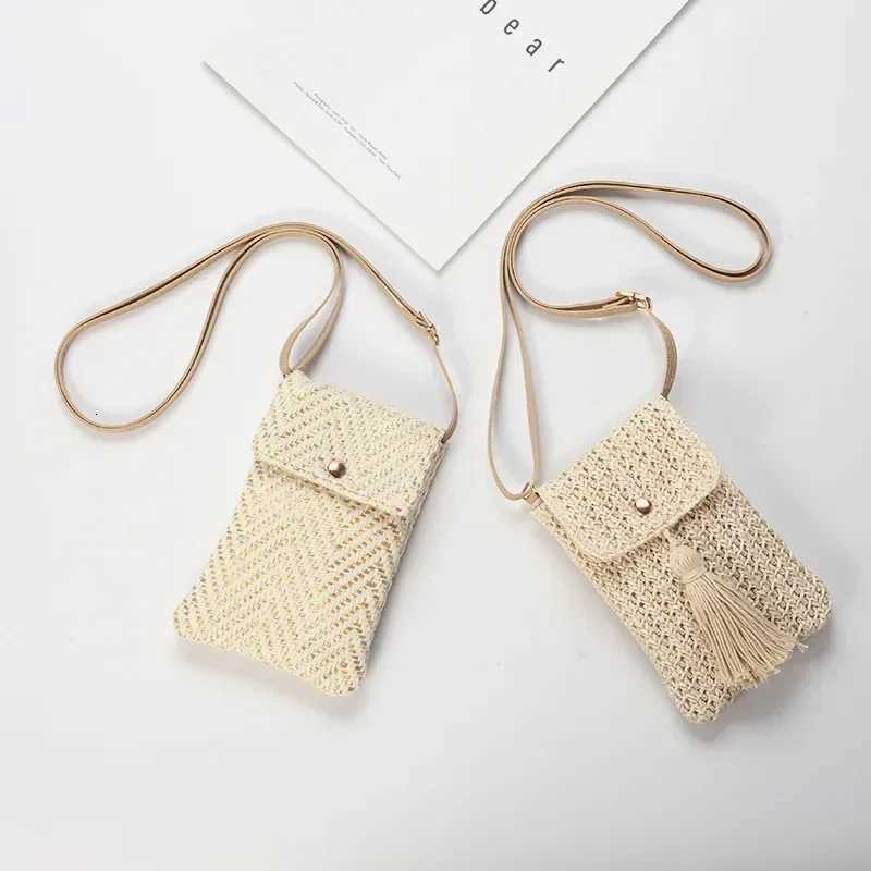 Straw Beach Bag Women Holiday Mobile Phone Shouder Bag Summer Tassel Mini Crossbody Bag for Lady Gril Travel Bohemian Style Y250730