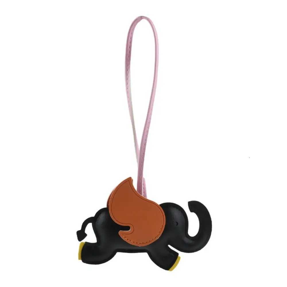 Multi-color Flying Wings Elephant Keychain Cartoon Animal PU Leather Hanger Fashion Car Keyring Accessories Bag Pendant y250731