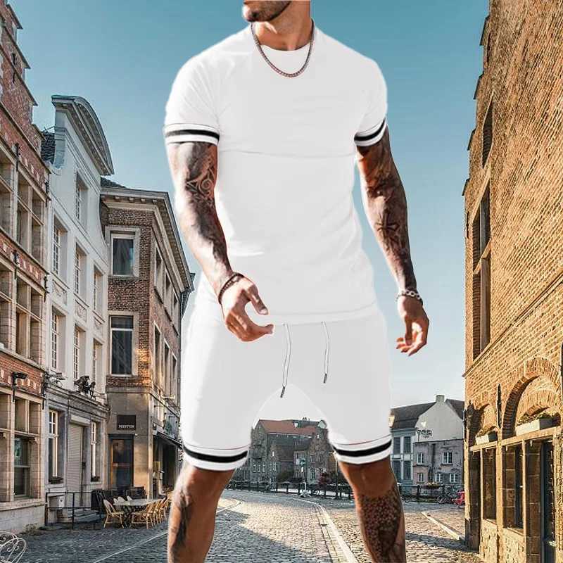 2025 EUROPEAN AND AMERICAN Mens Summer Loose Set Short Sleeved Shorts Sports Set Running and Fitness Sportswear TWO-PIECE SET XJ250731