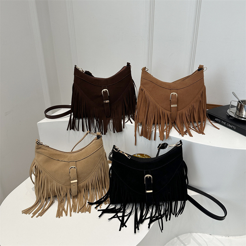Bohemian Style Tassel for Women 2025 New Matte Shoulder Commuter Crossbody Niche Women's Bag ddmymoon