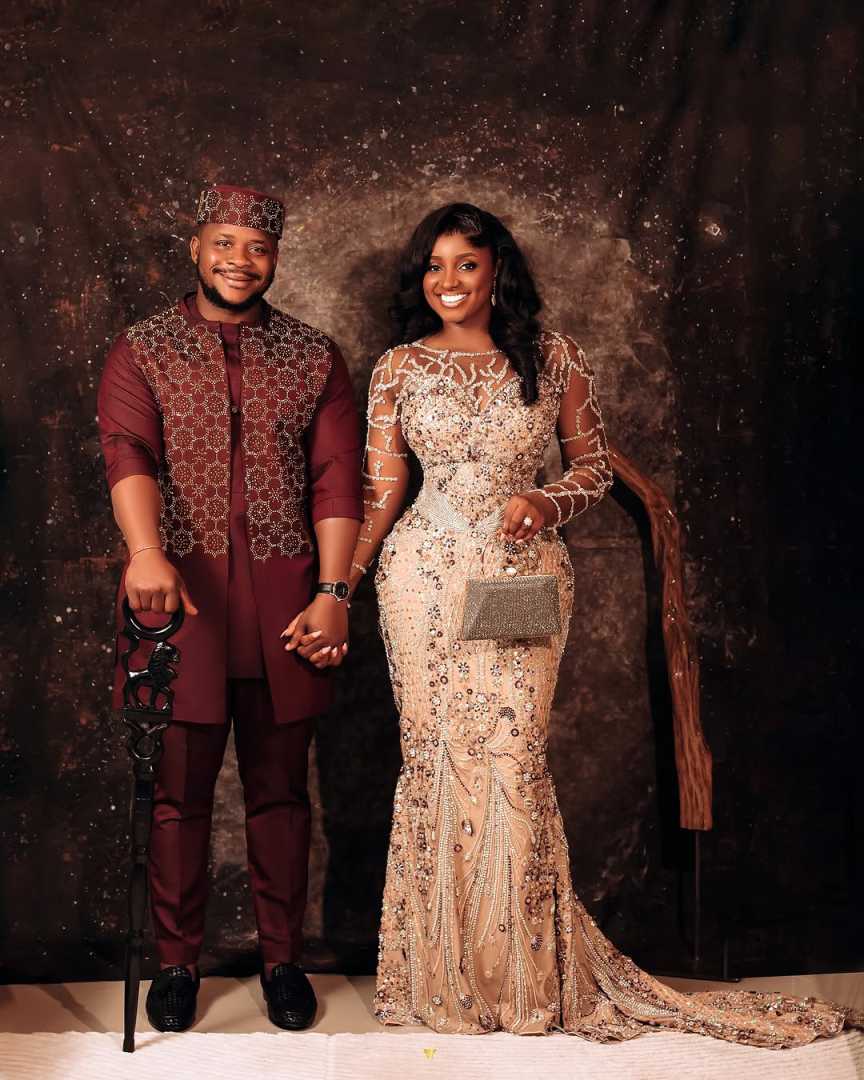 Luxurious Beading Lace Wedding Dresses Illusion Full Sleeve Mermaid Bridal Gown Customized Crystal Sweep Trainvestidos de novia