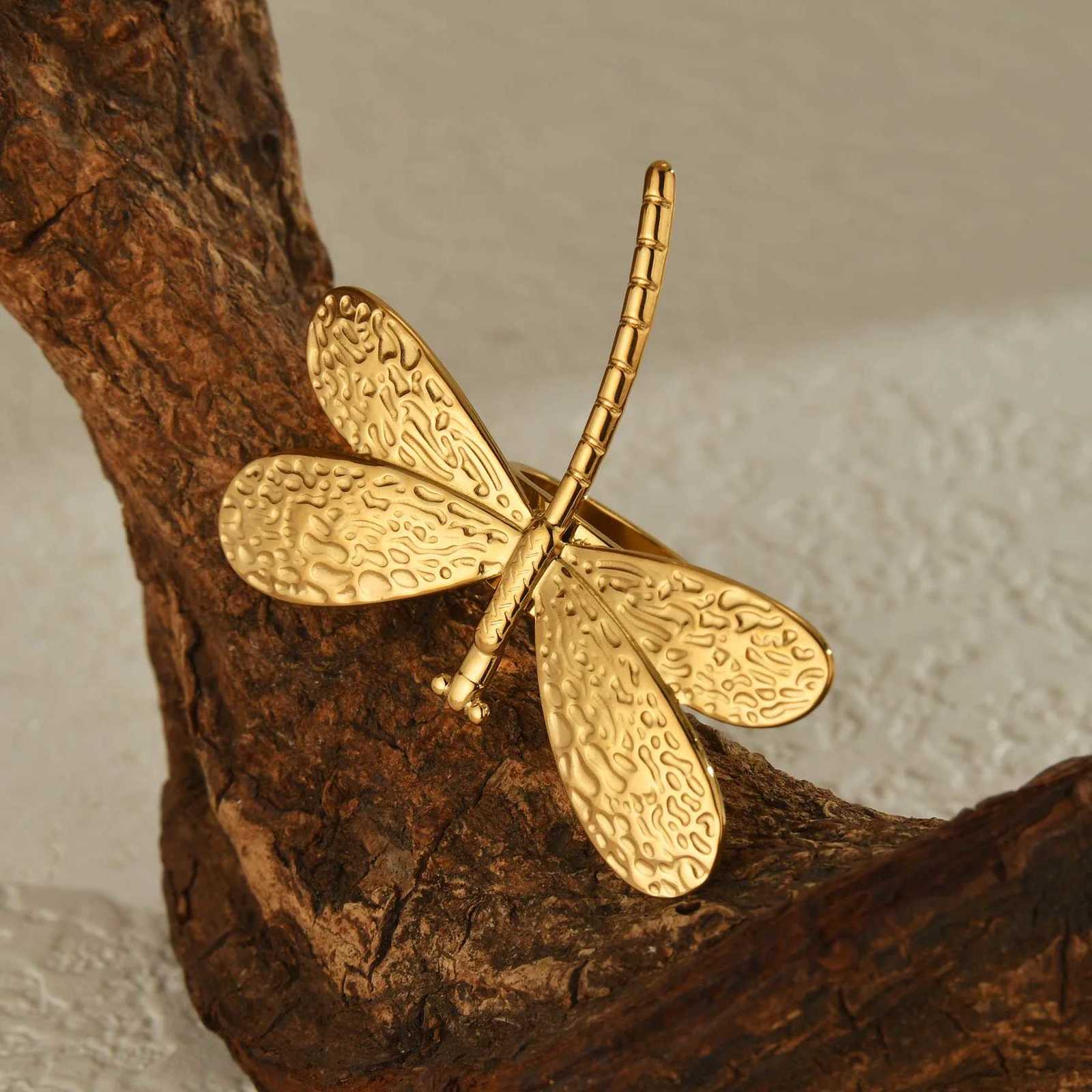 Trendy Vintage Exaggerated Big Dragonfly Open Rings for Women Men Stainless Steel Statement Gold Color Retro Ring Jewelry Gift y250730