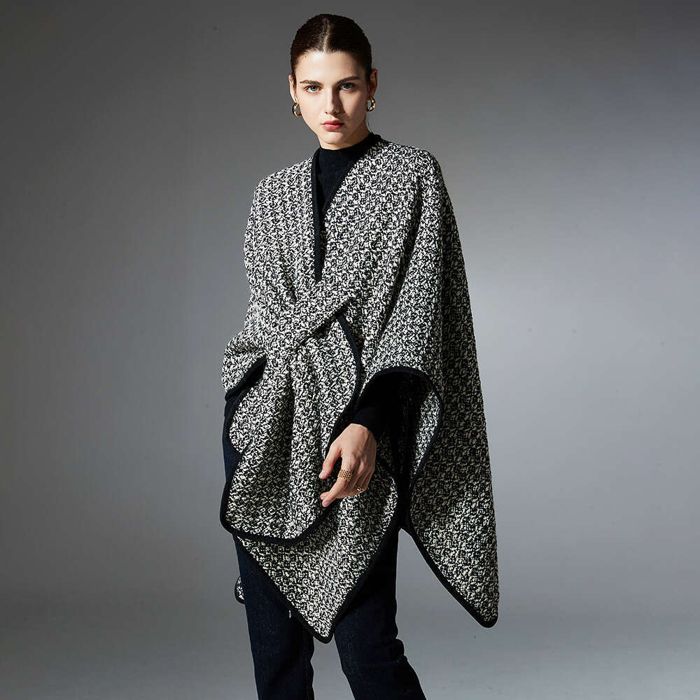 Women's Spring Autumn Winter New Polish Check Wool Button Shawl