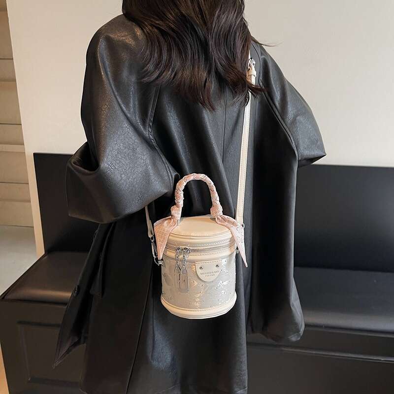 Cylindrical handbag - blue and white color blocked denim with diamonds PU leather single shoulder crossbody bag, fashionable and versatile, out on the