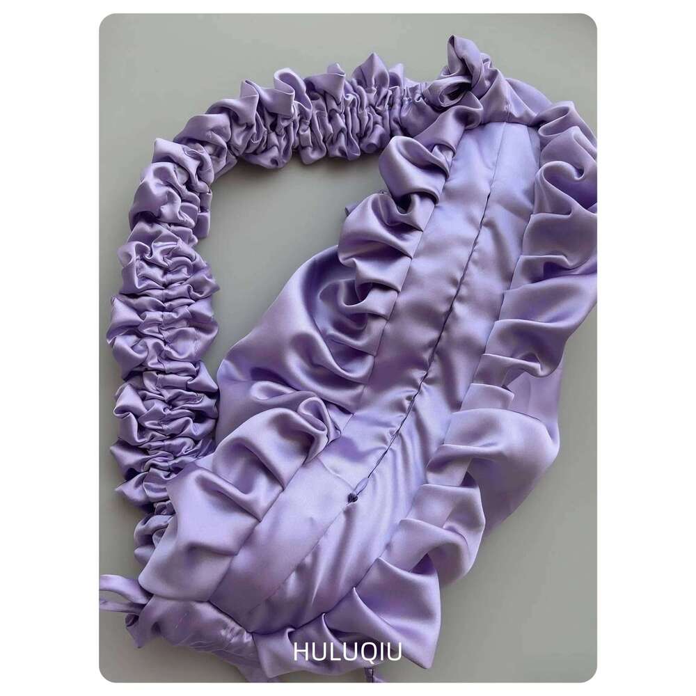 Designer Bag Luxury Bag Chic Silk Fabric Women's Shoulder Bag with Adjustable Chains Versatile Designer Purse for Shopping Spree