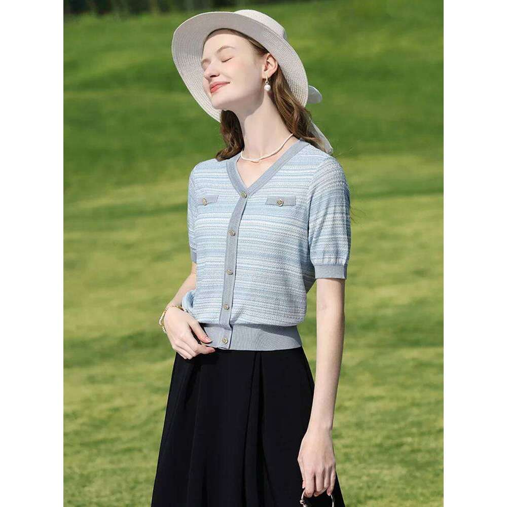 Designer Clothing 2025I BELIEVE YOU Knitted Sweater New Summer Women Blue V-Neck Button French Shiny Sier Stripes Commuting Pullovers