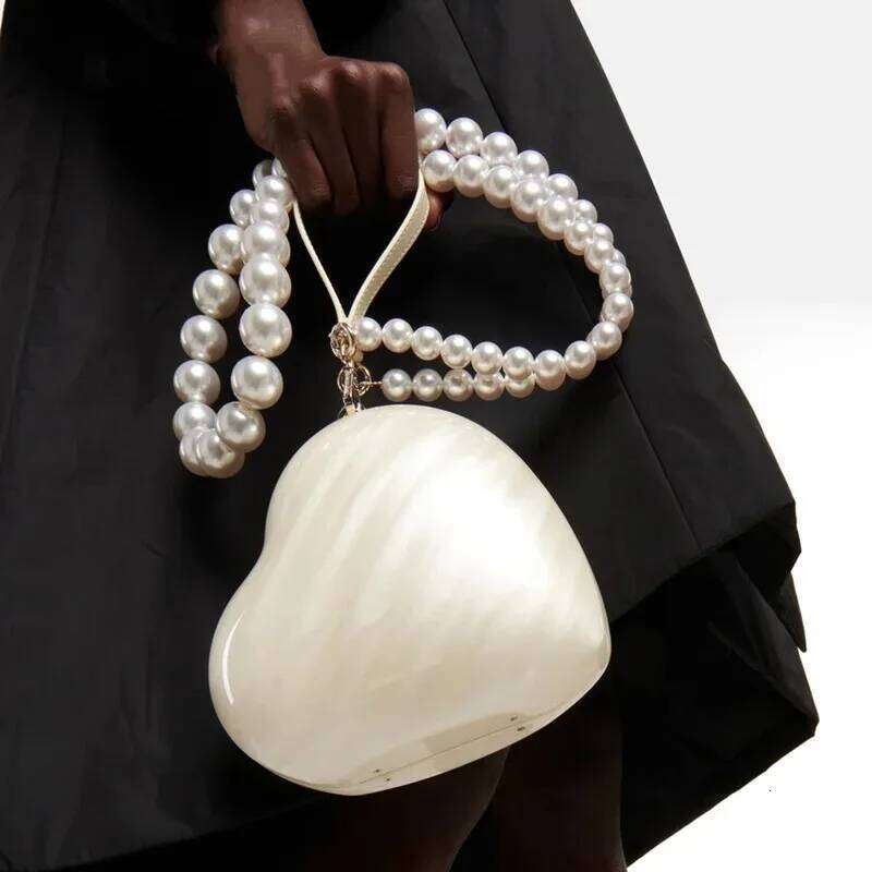 Fashion Acrylic Hearts Pearl Chains Shoulder Crossbody Bags Bos Evening Bag Small Party Purses for Girls 2025
