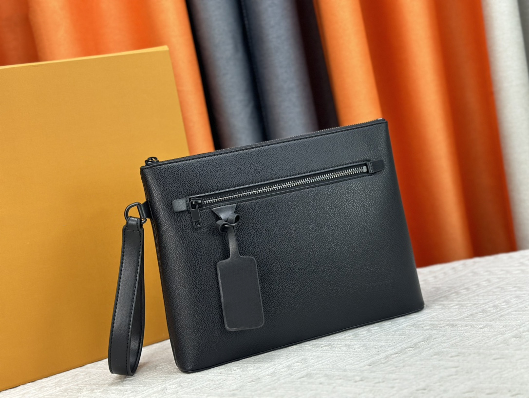 High Quality New Hand bag Travel Toiletry Pouch 26cm Protection Makeup Clutch Men Women Leather Waterproof Cosmetic Bags