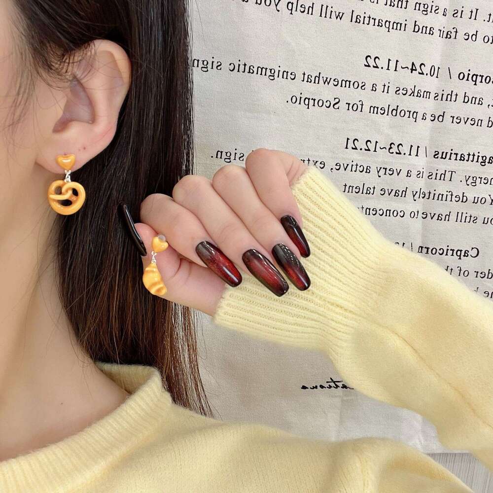 Autumn Winter Melad Cartoon Playful Bread Set for Women, Unique Design, Petite and Exquisite Earrings 210