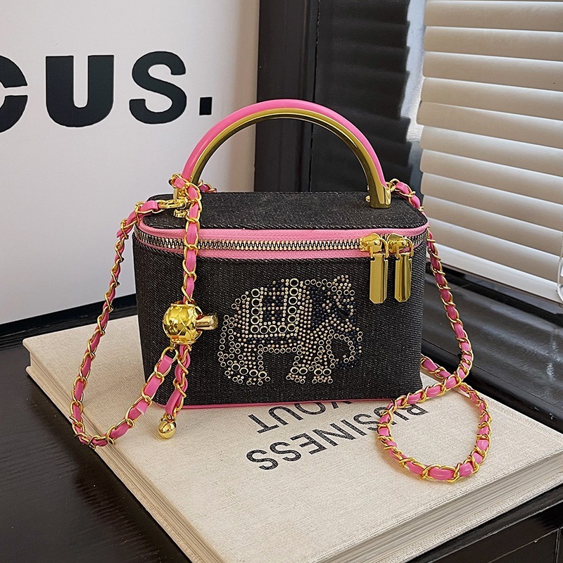 Korean Style Chain Handbag for Women 2025 New Fashion Trendy Personality Rhinestone Shoulder Crossbody Box Bag ddmymoon