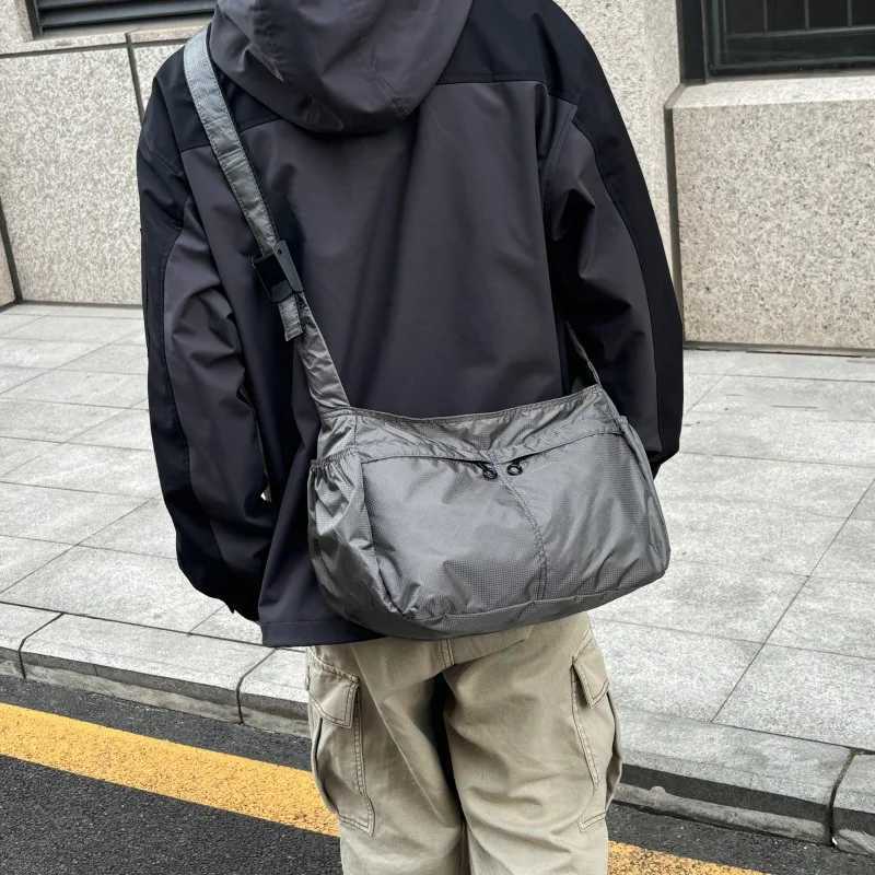 Outdoor Portable Crossbody Bags for Men and Women Commuter Waterproof Youth Shoulder Bag Solid Color Lightweight Female Tote Y250730