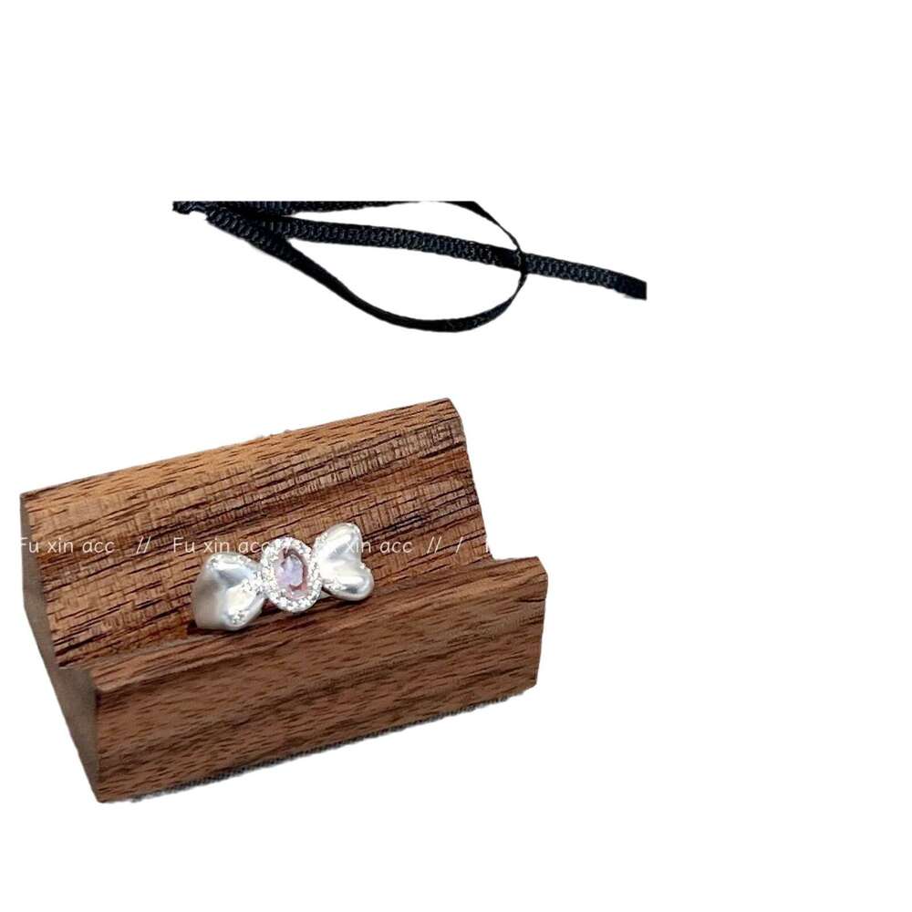 Princess on the Run Micro Pave Zircon Butterfly Open Niche Design High-end Atmosphere Index Finger Ring Jewelry for Women 47e