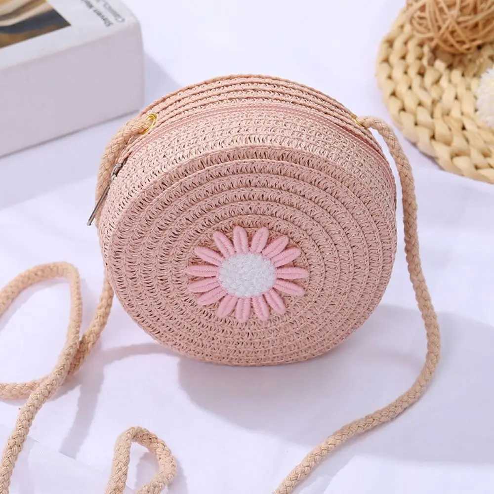 Round Straw Bag Women Woven Crossbody Beach Bag for Ladies Cute Rattan Handmade Knitted Shoulder Bag Candy Color Small Handbag Y250730