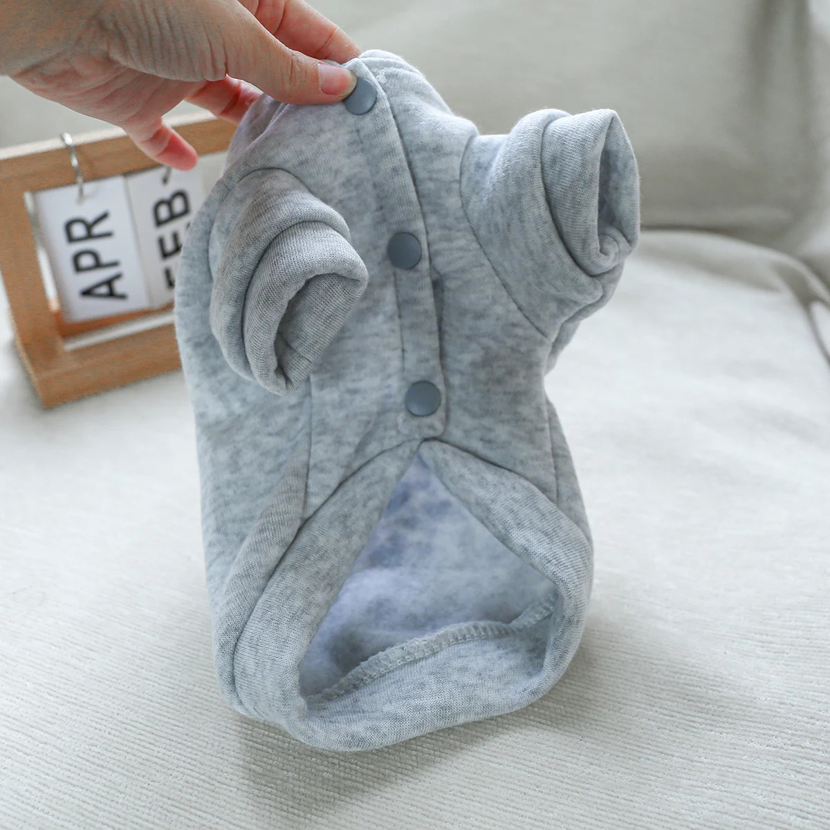 1PC Pet Clothing Dog Cat Valentines Day Red Love Coat with Drawstring Buckle Suitable for Small and Medium sized Dogs 250729