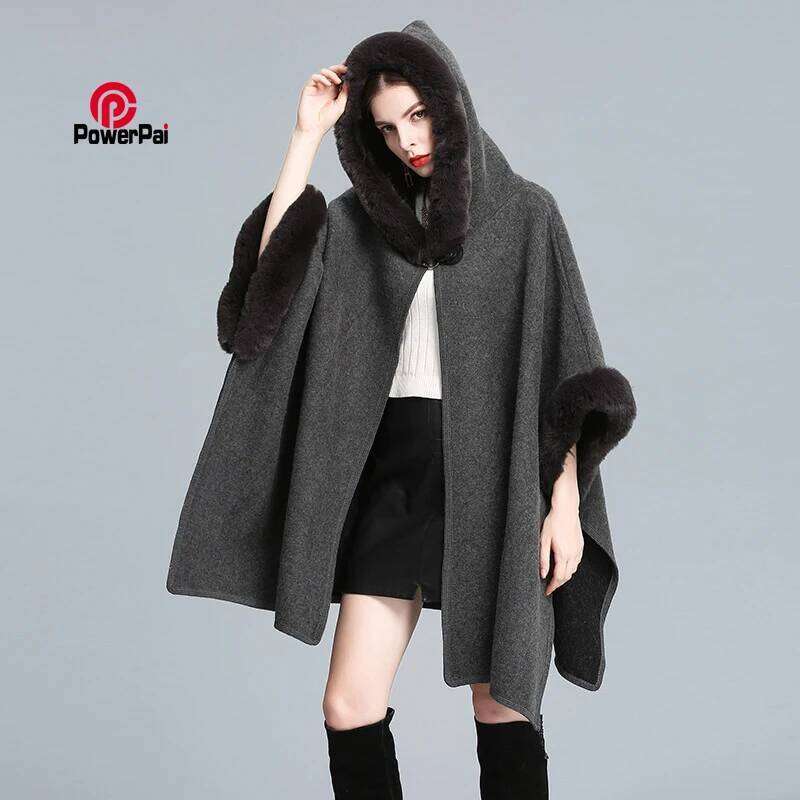 Designer Clothing Fashion Occidental Style Wool Blends Cape Hooded Elegant Faux Fur Coat Women Winter Long Big Loose Outerwear Cloak Fashion