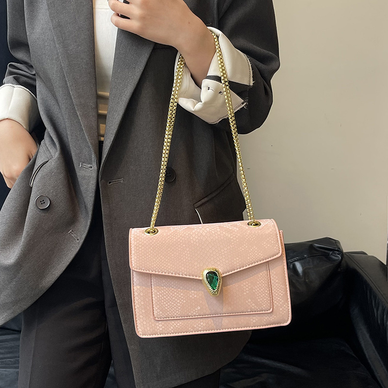 2025 New Snake Pattern Diamond-Studded Light Luxury Chain Textured Commuter Women's Single Shoulder Crossbody Small Square Bag ddmymoon