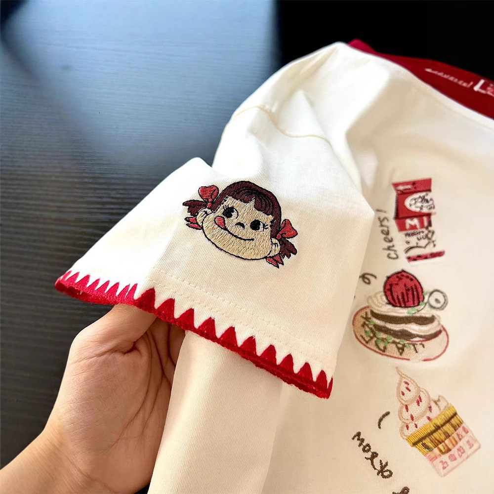 2025 American retro heavy craft embroidery niche design women's summer new loose casual versatile top fashionable new designer T-shirt