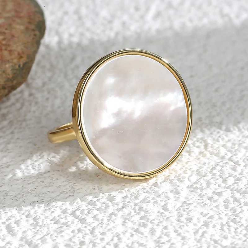 French Retro Simple Natural Shell Stone Round Ring for Women Fashion Temperament Knuckle Ring Index Finger Ring Girl Jewelry y250730