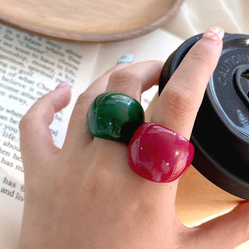 Korean Colorful Resin Acrylic Chunky Big Finger Ring Fashion Charm Geometric Oval Round Knuckle Finger Rings Hand Jewelry Gift y250730