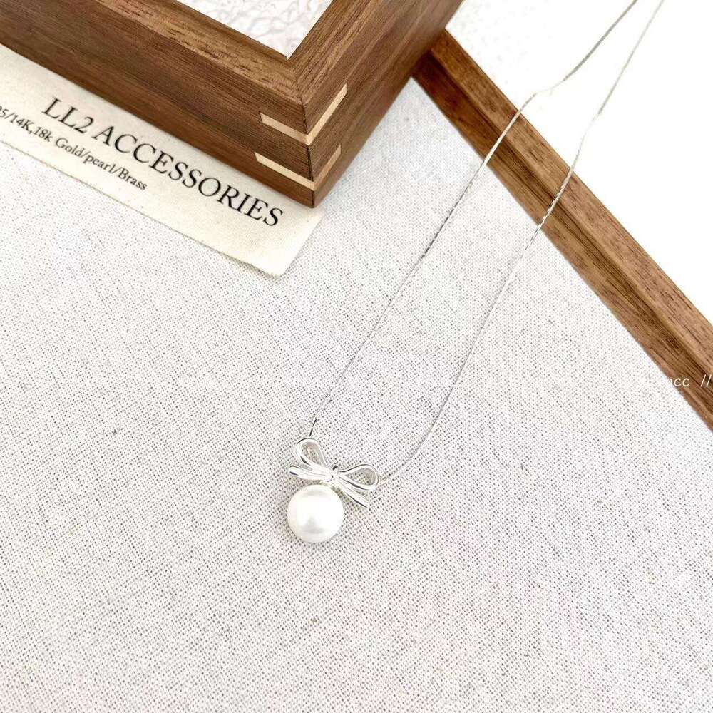 Cool Summer Pearl Bow Necklace for Women French Style High-end Clavicle Chain Light Niche Versatile Durable Jewelry cf6