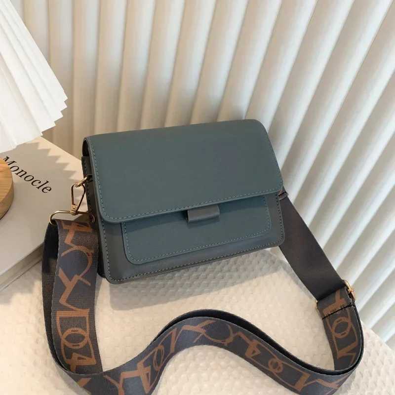 New Contrast Color Leather Shoulder Bags For Women Travel Crossbody Bag Fashion Simple Shoulder Bag Ladies Flap Bag Handbag Y250730