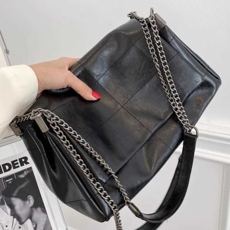 Fashion Womens Commuter Bags Niche Chain Crossbody Bag Ladies Shoulder Large Capacity Handbag Cross Square PU Y250730