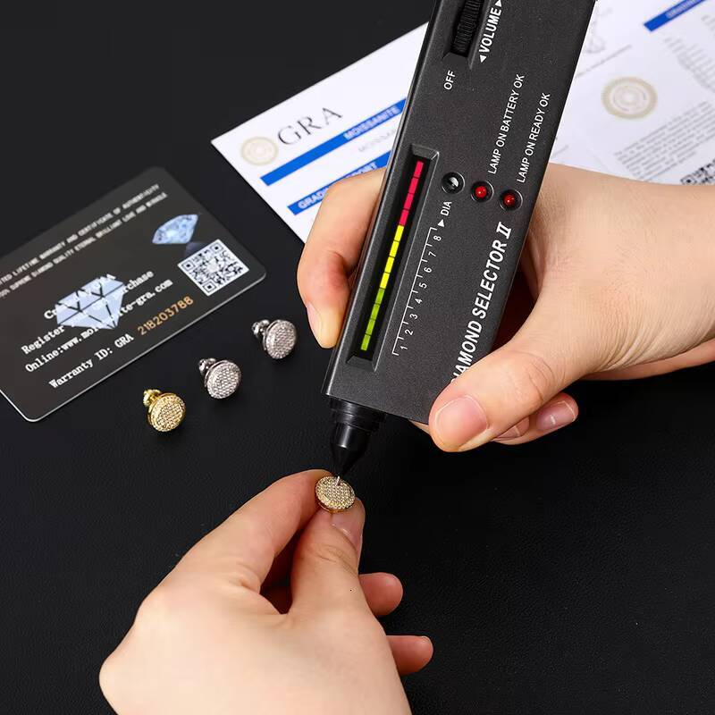 Factory Price Round Brilliant Cut Moissanite Screw Back Stud Earrings 925 Sterling Silver Hip Hop Fine Jewelry Earring