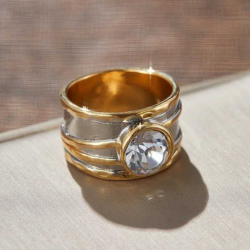 Fashion Niche Geometric Retro Wide Face Inlaid Zircon Ring for Women Men High-end Design Sense Personalized Party Jewelry Gift y250730