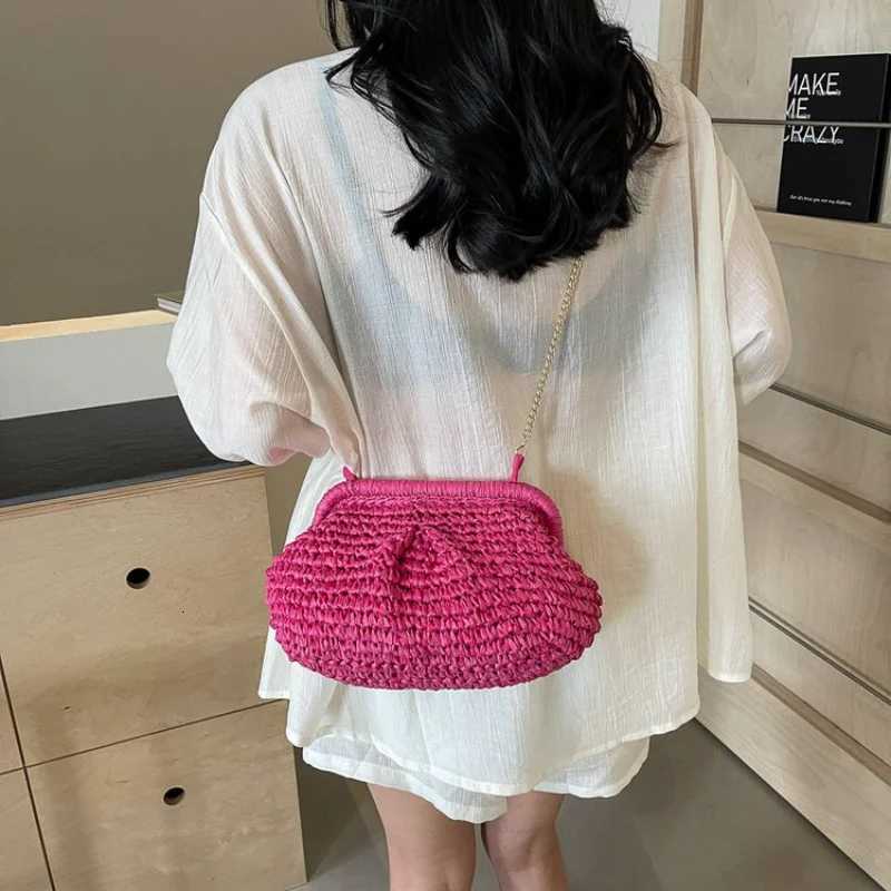Exquisite Hollow Out Straw Woven Crossbody Bags 2025 Summer New Fresh Simple Bags for Women Casual Versatile Shoulder Bags Y250730