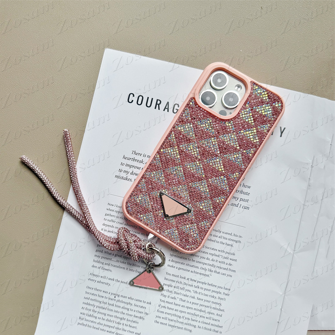 Luxury Tri-angle Designer Phone Case for iPhone 17 16 15 14 13 Pro Max Soft Bling Glitter Diamond Protection Anti-scratch Bumper Cover 17pro 15pro 14pro Coque Pendant
