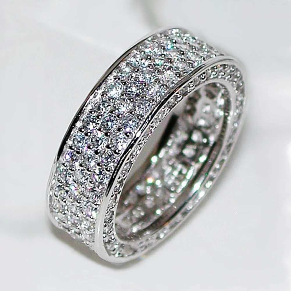 842 Luxury Silver Color Cubic Zirconia Rings for Women Simple Design Fashion Versatile Wedding Engagement Party Lady Jewelry y250730