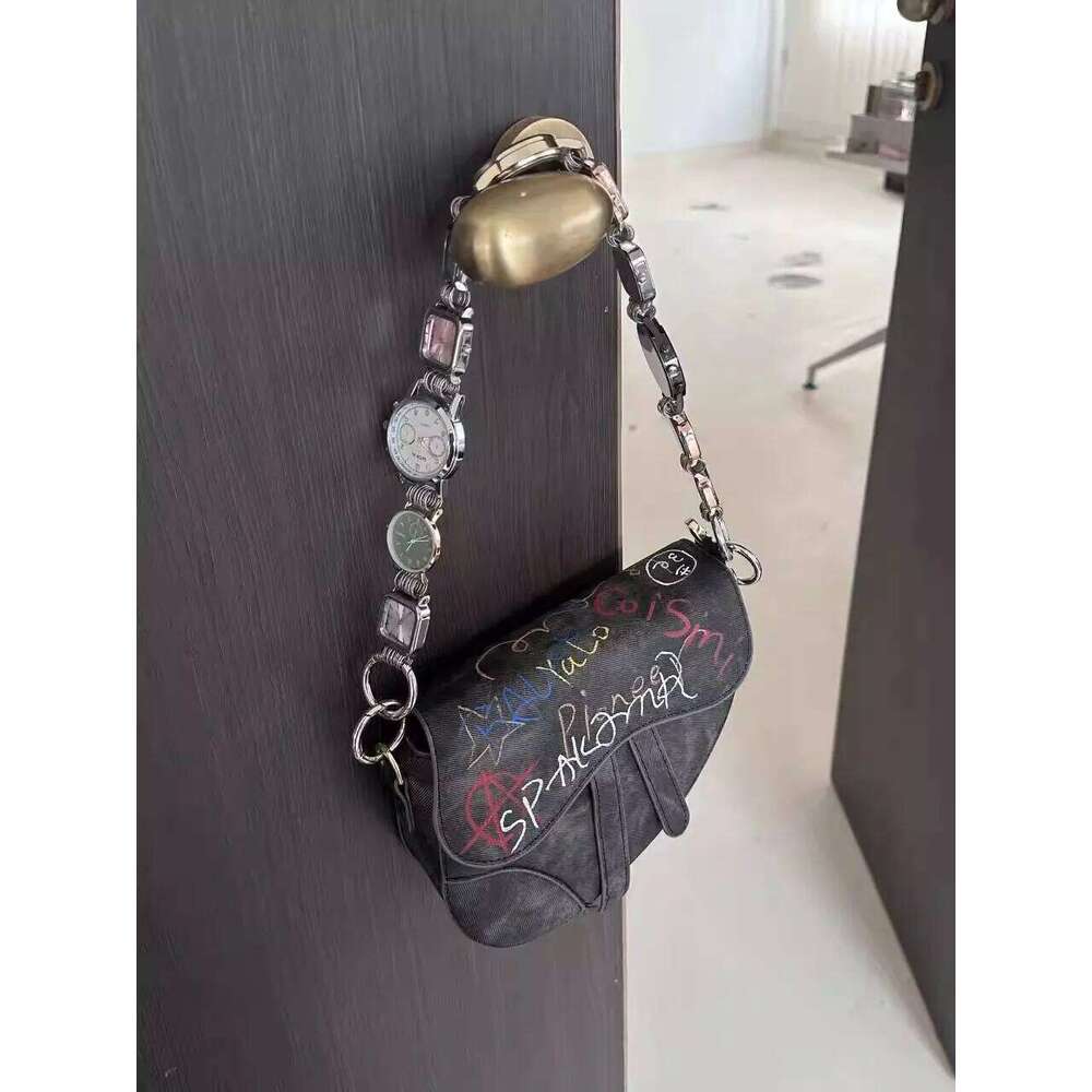 Luxury Designer Niche Couple Hand Painted Graffiti Saddle Unisex Vintage Watch Shoulder Strap Crossbody Adult Punk Design Underarm Bag