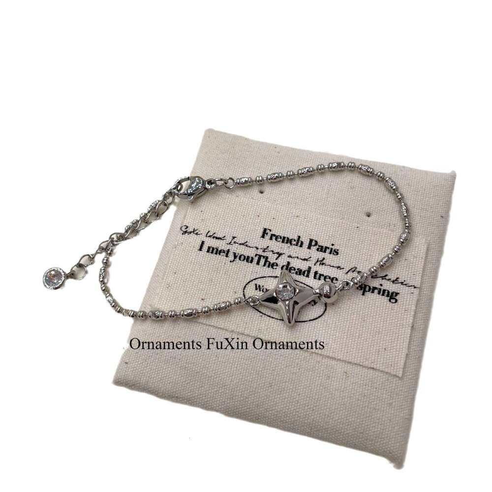 Korean Versatile Star for Women 2024 New Fashion Niche Light Exquisite Bracelet Minimalist Style High-end Feel 18d