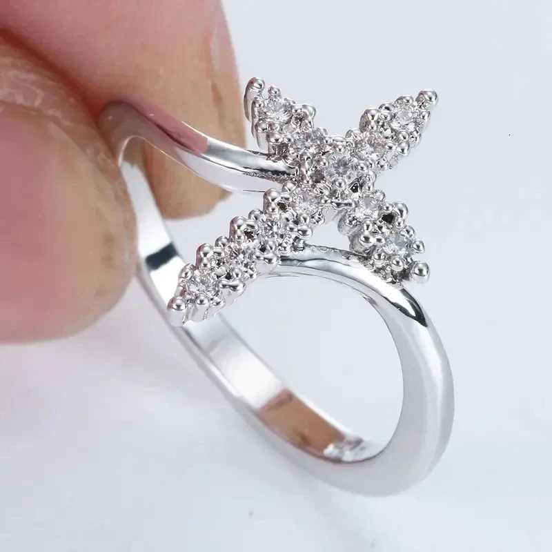 100% Authentic Fashion Womens Cross Rings Silver Color Brilliant Zirconia Finger Jewelry for Daily Life Anniversary Party Accessories y250730