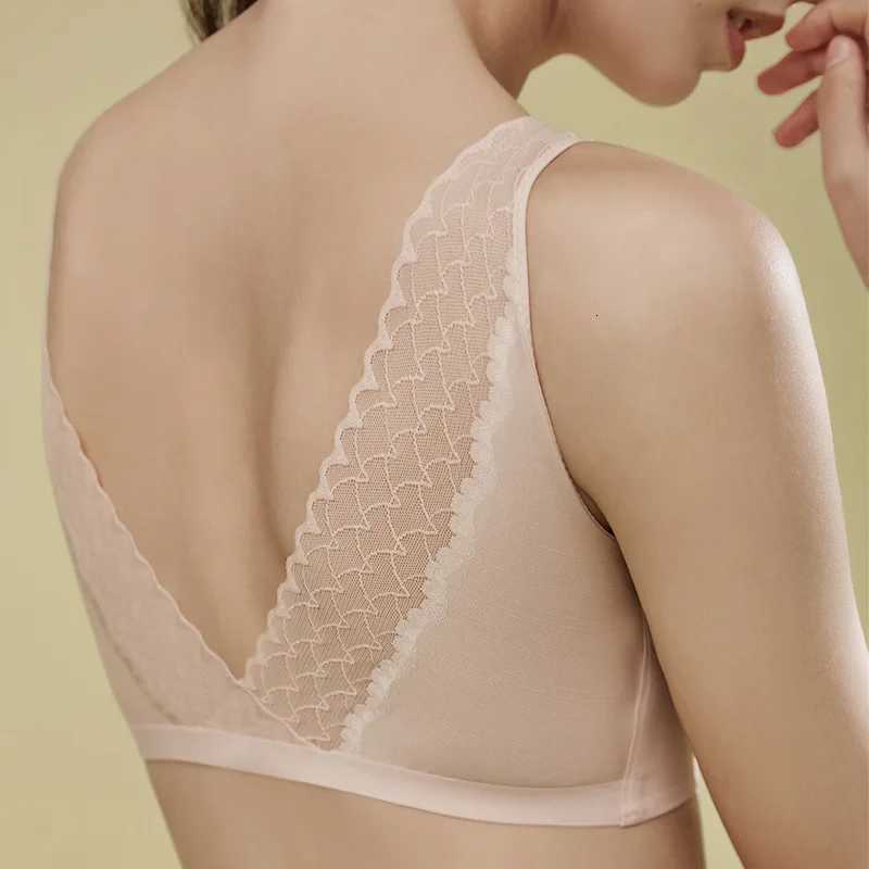 BirdTree Lining 92.1% Silk Braless Bra Women Solid Simple Comfortable Breathable Underwear 2024 Spring Summer New P41963QD Z250730