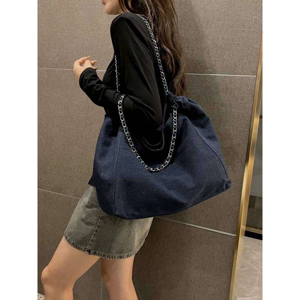 Large Capaci Commuter Women's Bags 2024 New Faion Denim Chain Tote Spring Summer Feel Single oulder Bag Soft Handle