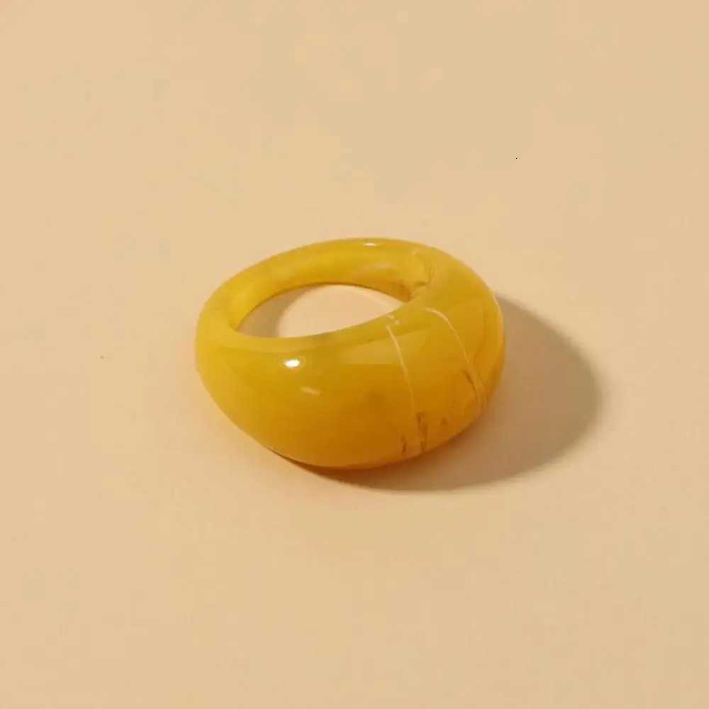 Smooth Geometric Round Rings For Women Men Y2K Colorful Transparent Resin Acrylic Finger Ring Ins Vintage Chunky Ring Jewelry y250730