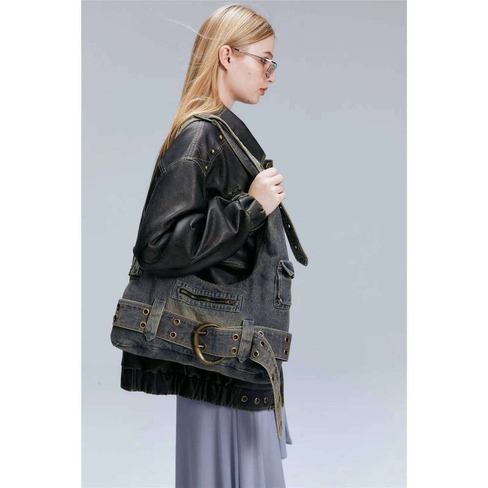 Large capacity Women handbag Fashion Denim Single female Shoulder Crossbody Bag Casual Rivets ladies big Totes Armpit bag
